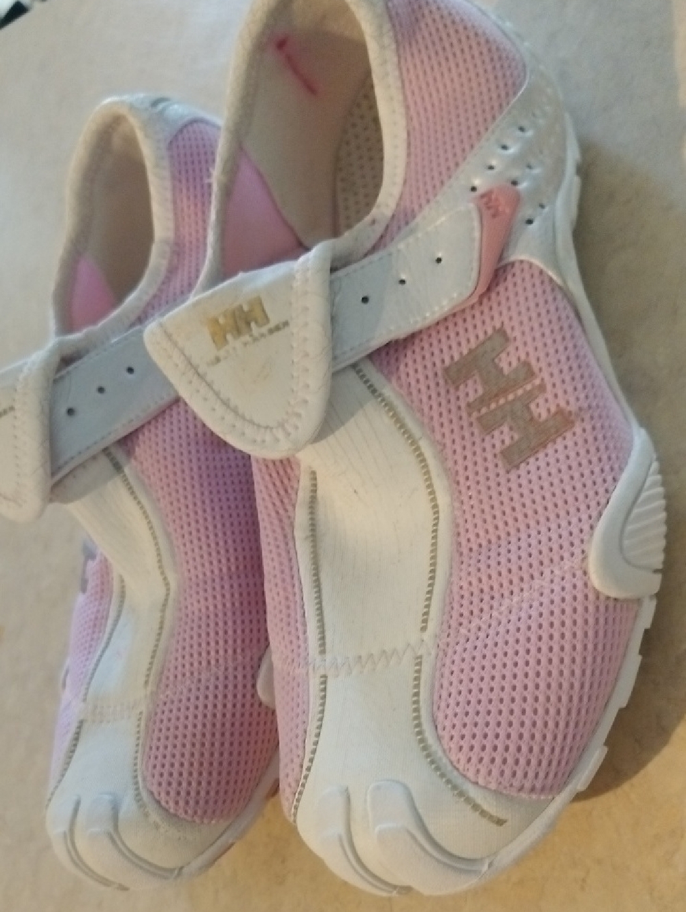 Helly Hansen Pink Mesh Low Profile Sneakers 8.5 W